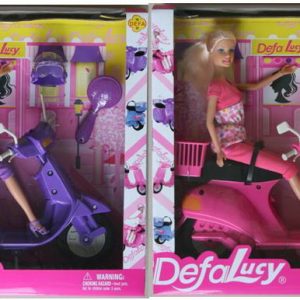 Lalka defa na skuterze
